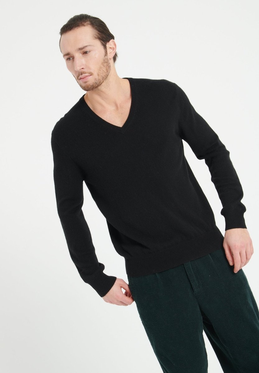 Pull col V homme en cachemire noir - LUKE 1