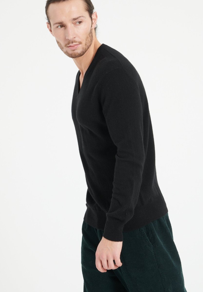 Pull col V homme en cachemire noir - LUKE 1